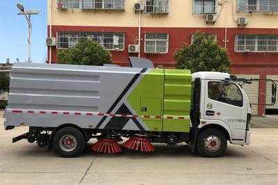 國六東風(fēng)8噸掃路車 現(xiàn)代城市環(huán)衛(wèi)的可靠伙伴